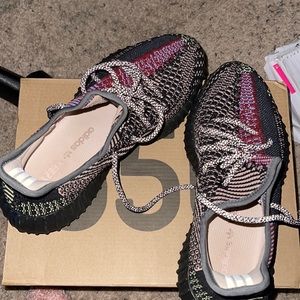 Yeezy boost 350 V2